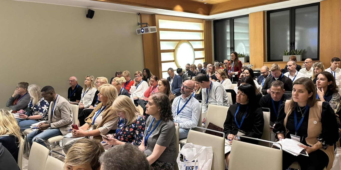 e1f0bc87 7997 4922 96f9 bae5d29227d1