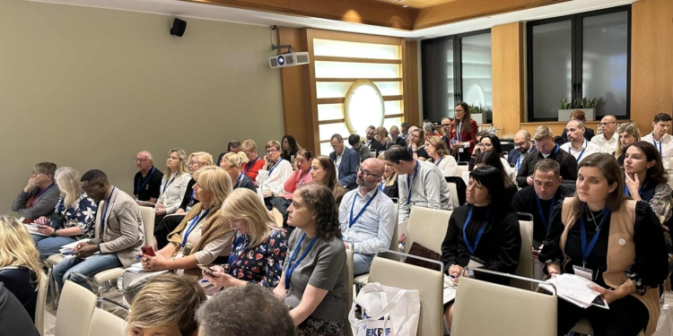 e1f0bc87 7997 4922 96f9 bae5d29227d1